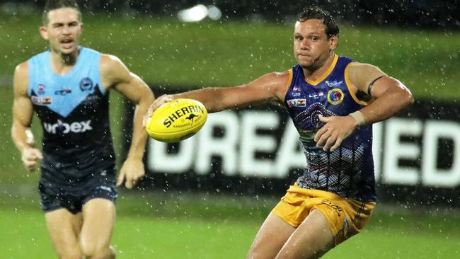 Steven Motlop stood out for Wanderers kicking two of their three goals against Palmerston. Picture: Roz Lavercombe / AFLNT Media.