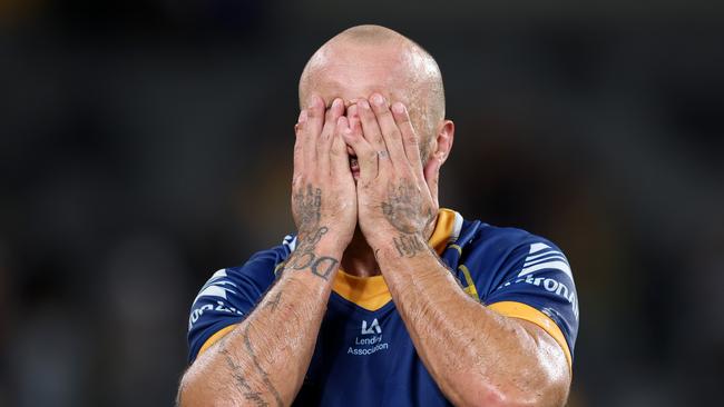 SYDNEY, AUSTRALIA - MARCH 10: Josh Hodgson of the Eels looks dejected after the round two NRL match between the Parramatta Eels and the Cronulla Sharks at CommBank Stadium on March 10, 2023 in Sydney, Australia. (Photo by Mark Kolbe/Getty Images)