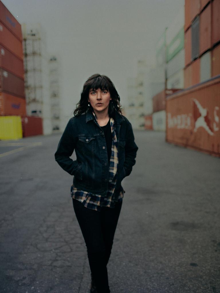 Courtney Barnett Interview Grammy Nominated Star On Her New Tour Album Au