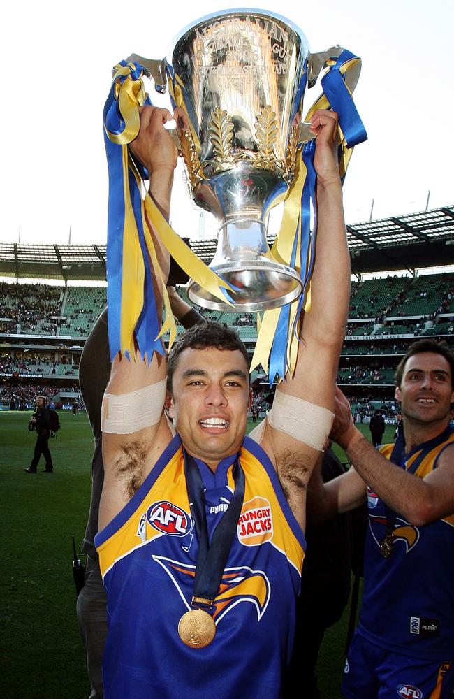 Daniel Kerr with the premiership cup.