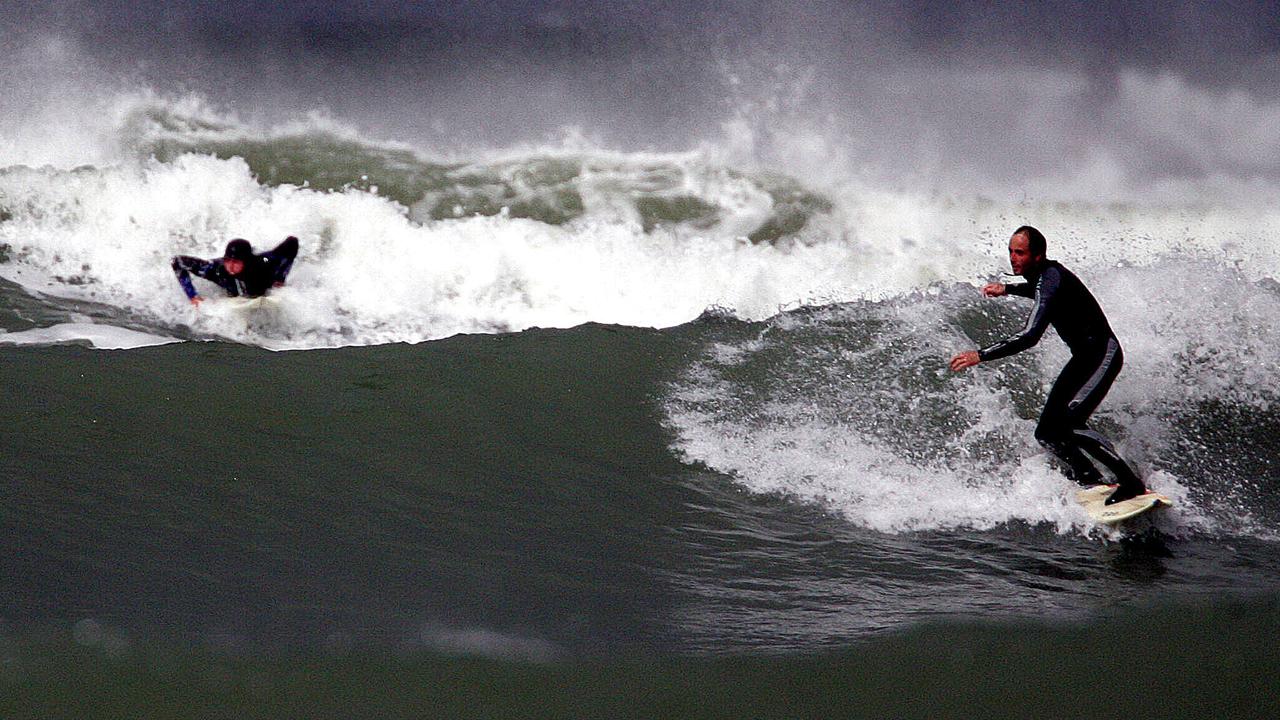 Surf Report Tasmania: Swells Forecast For Clifton Beach, Seven Mile ...