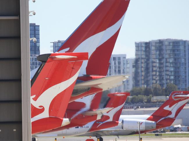 SYDNEY, AUSTRALIA - NewsWire Photos SEPTEMBER 20, 2021 - Planes on the tarmac at Sydney Airport. Picture: NCA NewsWire Christian Gilles