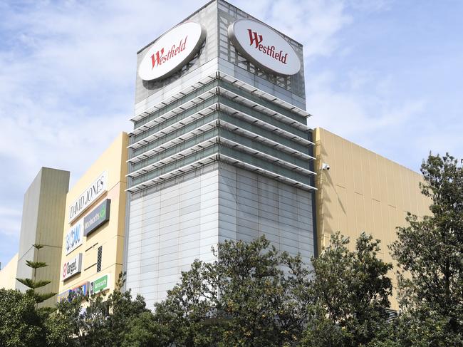 The exterior of Southland shopping centre is seen from the Neapean Highway in Cheltenham, Melbourne on Thursday, September 21, 2017. (AAP Image/James Ross) NO ARCHIVING