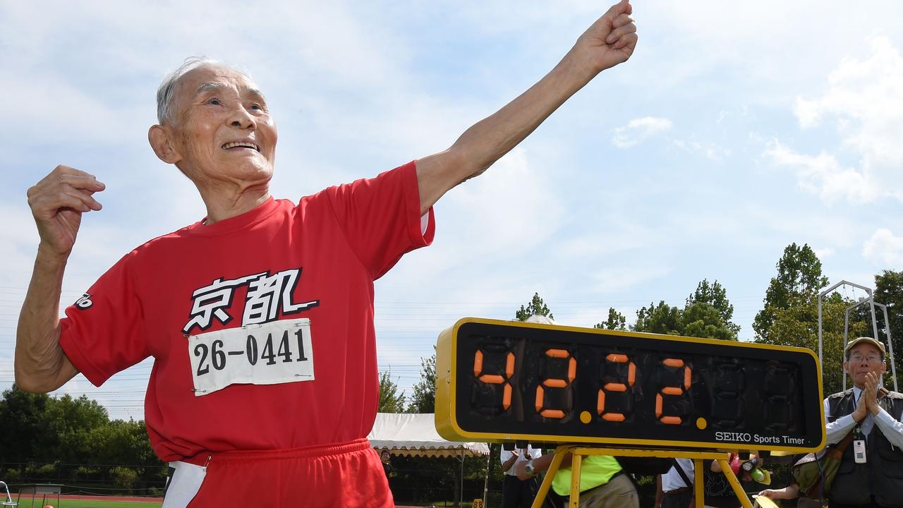 Japanese Old Athlete Video Hidekichi Miyazaki Breaks 100m Record For