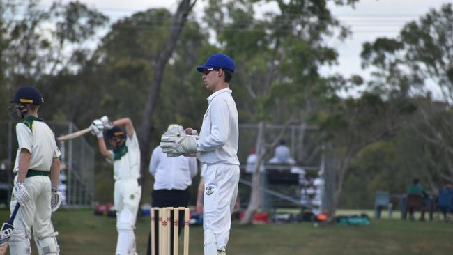 Nickelson behind the stumps.