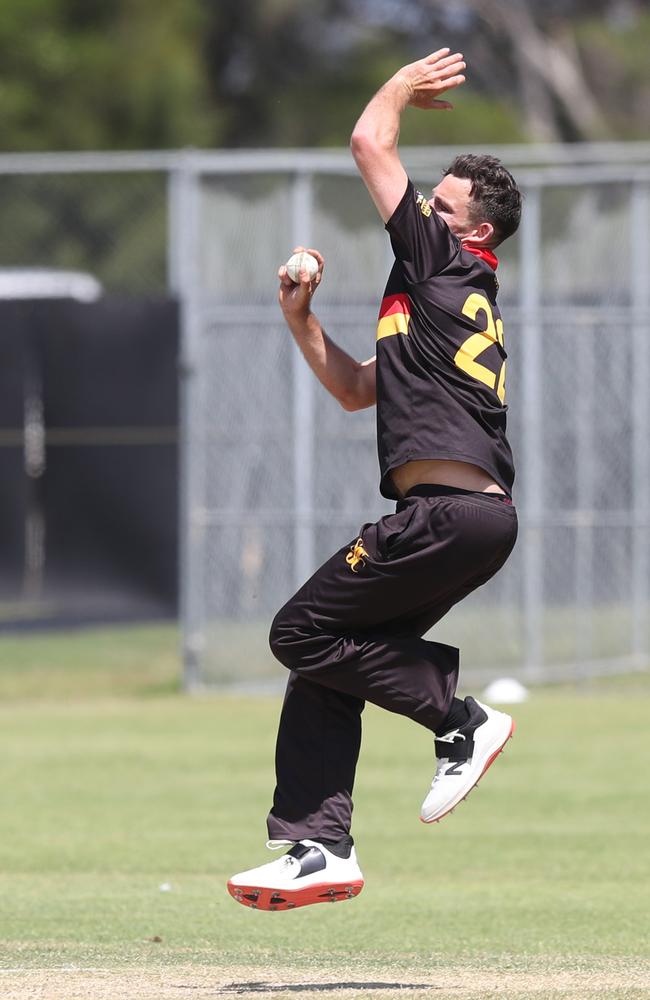 St Joseph's bowler Scott Condy. Picture: Alan Barber