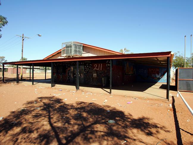 APY lands for John Wiseman's Feature Story. The General store in Amata which hs been closed after a incident causing the Manager to leave.