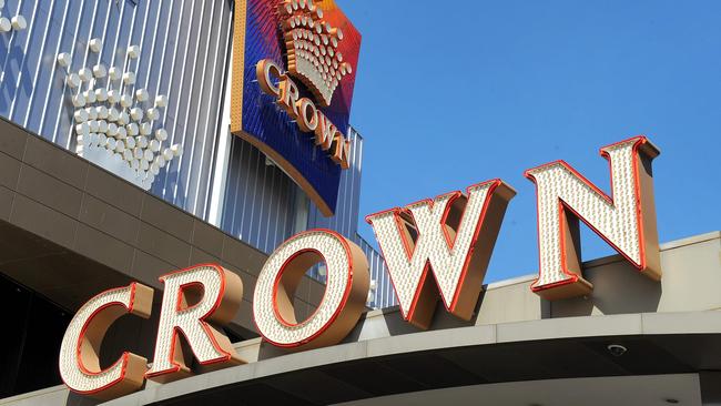 Crown has been fined $300,000 by the Victorian gambling regulator over the tampering of poker machines.