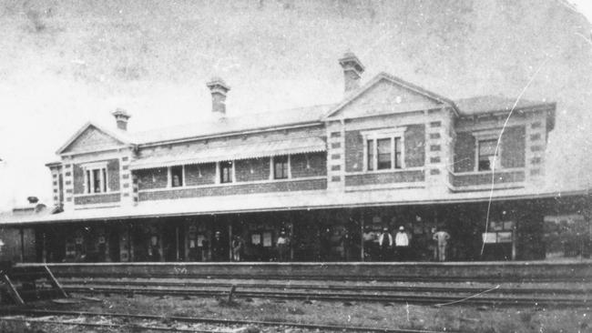 OUR HISTORY: Toowoomba railway station, c1888. Picture: State Library of Queensland