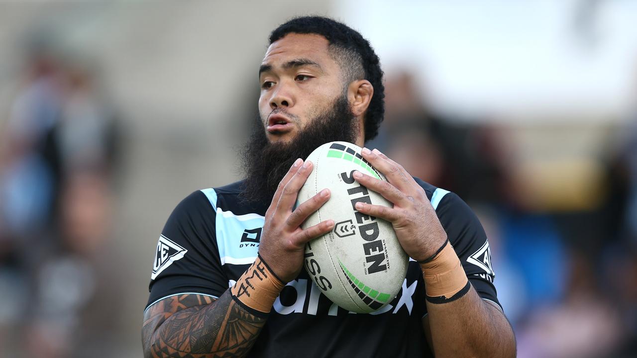 SYDNEY, AUSTRALIA - APRIL 01: Siosifa Talakai of the Sharks warms up before the round four NRL match between the Cronulla Sharks and the Newcastle Knights at PointsBet Stadium on April 01, 2022, in Sydney, Australia. (Photo by Jason McCawley/Getty Images)