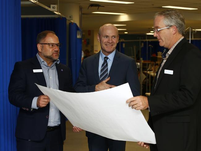 St Vincent's Hospital’s Associate Professor Paul Preisz (centre) was not impressed with the report. Picture: John Appleyard