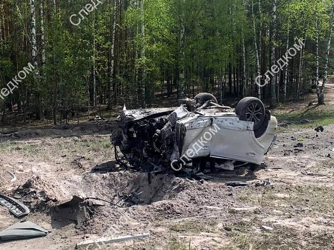 This handout picture released by the Russian Investigative Committee on May 6, 2023 shows the place of explosion of a car of Russian writer Zakhar Prilepin in Nizhny Novgorod region.