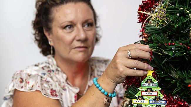 ***Embargo for the Sunday Tele 29 december***Kathleen Folbigg getting ready to celebrate Christmas with her friends  at her friends home in Charlestown. Photographer: Adam yip