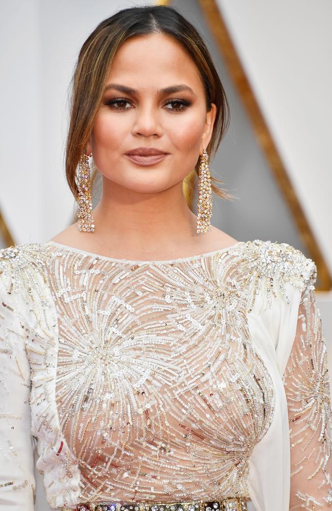 HOLLYWOOD, CA - FEBRUARY 26: Model Chrissy Teigen attends the 89th Annual Academy Awards at Hollywood & Highland Center on February 26, 2017 in Hollywood, California. (Photo by Frazer Harrison/Getty Images)