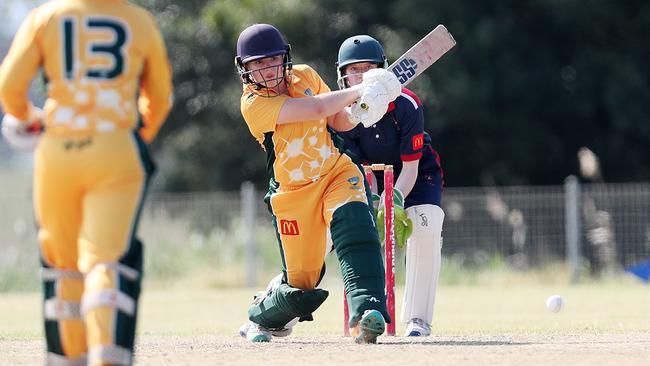 Ava Ryan batting for North Coastal. Picture: Sue Graham