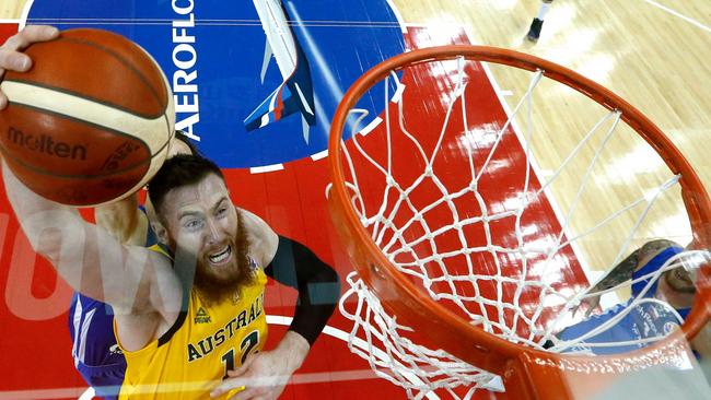 Aron Baynes is 100 per cent focused on Tokyo. Picture: Wu Hong / Pool / AFP)
