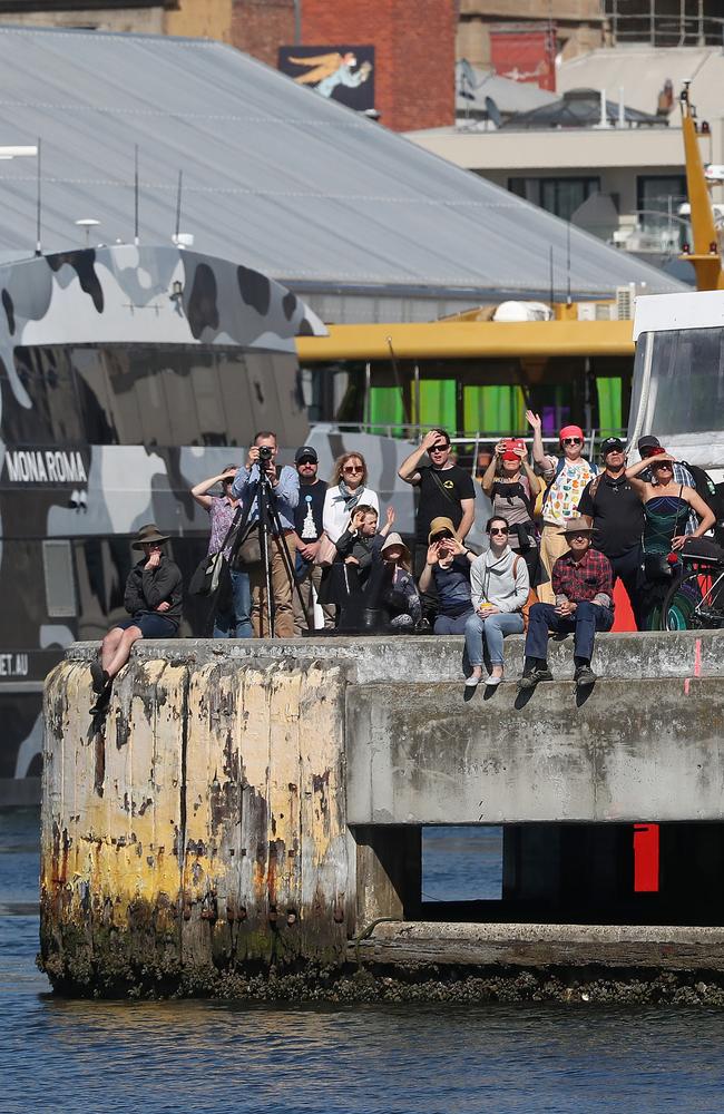 Crowd on Elizabeth Street Pier watching on. Final voyage out of Hobart for the Aurora Australis. Picture: NIKKI DAVIS-JONES