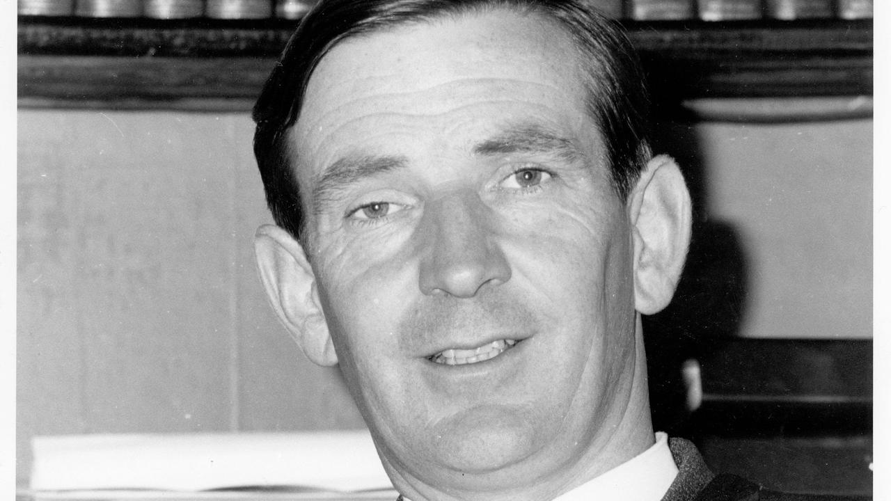 Blue-chip Adelaide college remembers late headmaster