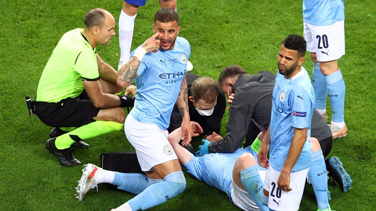 Kevin de Bruyne is left stricken on the ground following an ugly head clash.