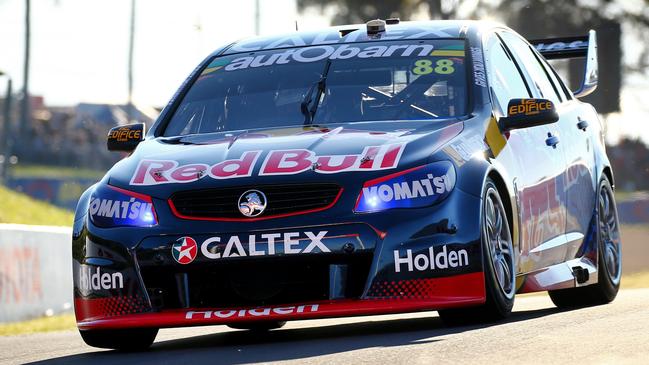 Jamie Whincup during his 2016 pole lap in the Bathurst 1000 Top 10 Shootout. Picture: Richard Dobson