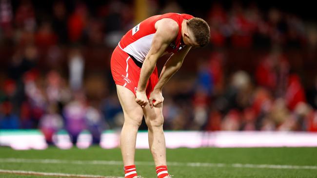 Chad Warner dejected over the thrashing. Photo by Michael Willson/AFL Photos via Getty Images