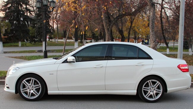 An image of a white Mercedes, similar to the one that Joseph travelled to Auburn in on the night of his disappearance. It was a 2009 E350 Mercedes with Tasmanian registration plates.