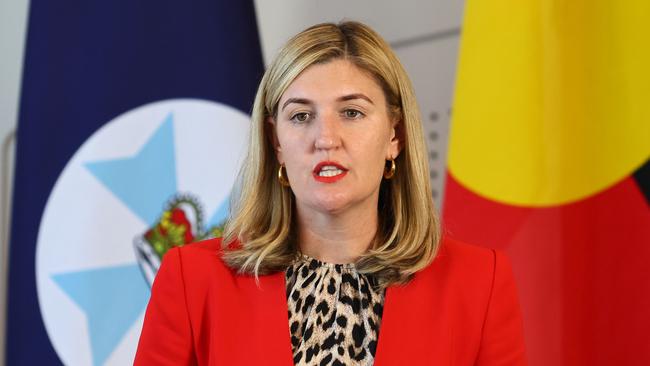 Ms Fentiman said the move will allow Queenslanders to retake control of their finances. Picture: NCA NewsWire/Tertius Pickard