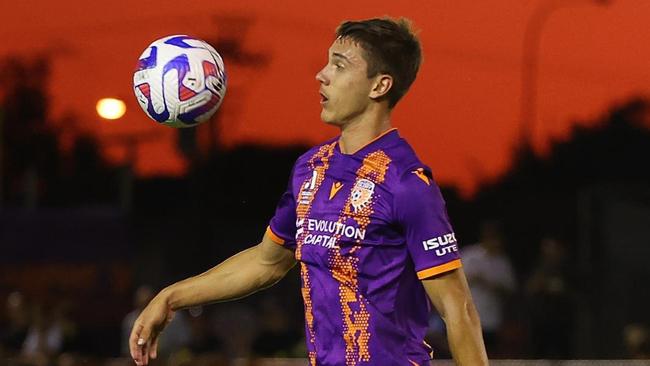 ROUND BALL ROUND UP: Keegan Jelacic of the Perth Glory in action. Picture: Paul Kane/Getty Images)