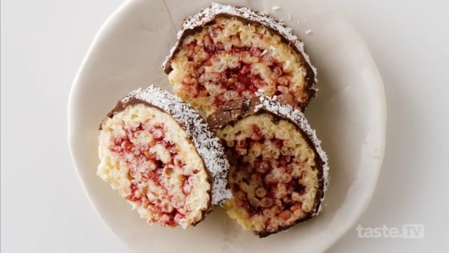 Lamington choc crackle roll