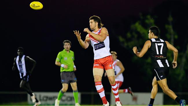 Aurrichio pictured in the 2018 NTFL season opening match between the Waratahs and Palmerston Magpies at Asbuild Oval.