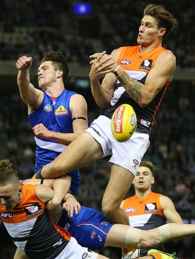 Rory Lobb flies high. Picture: Michael Klein