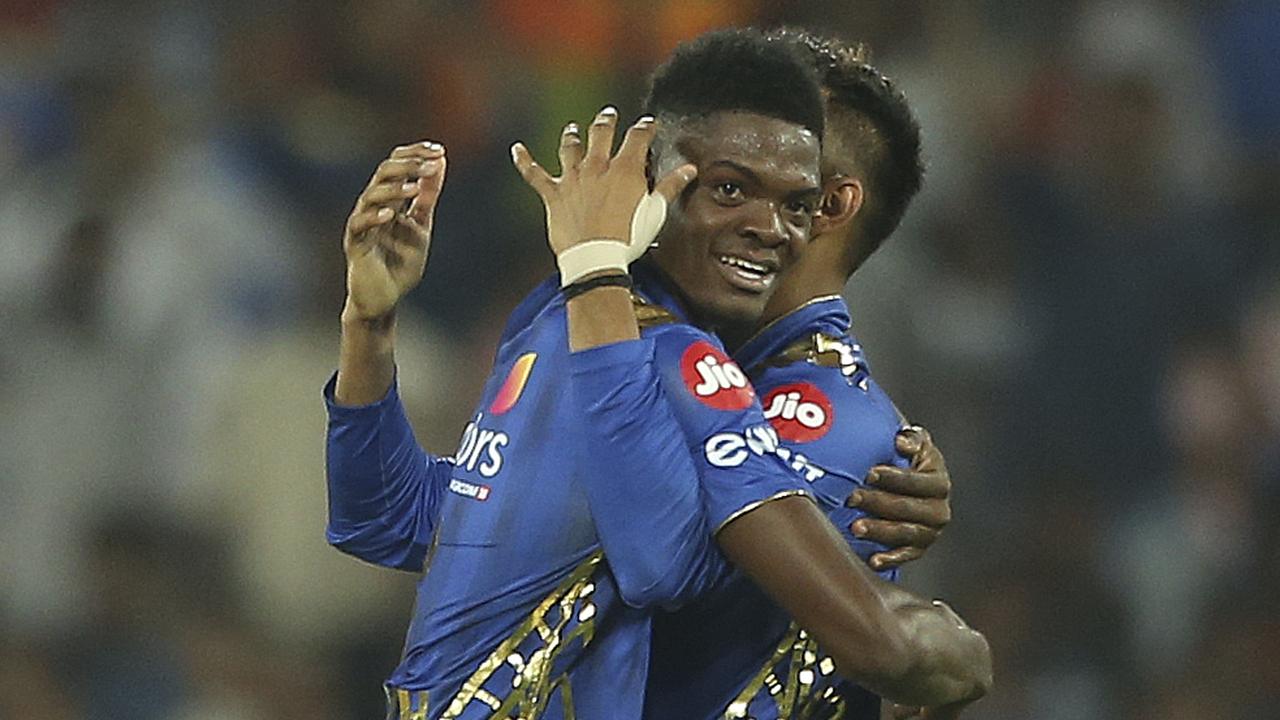 Alzarri Joseph Makes IPL History, Mumbai Indians Vs Sunrisers Hyderabad ...