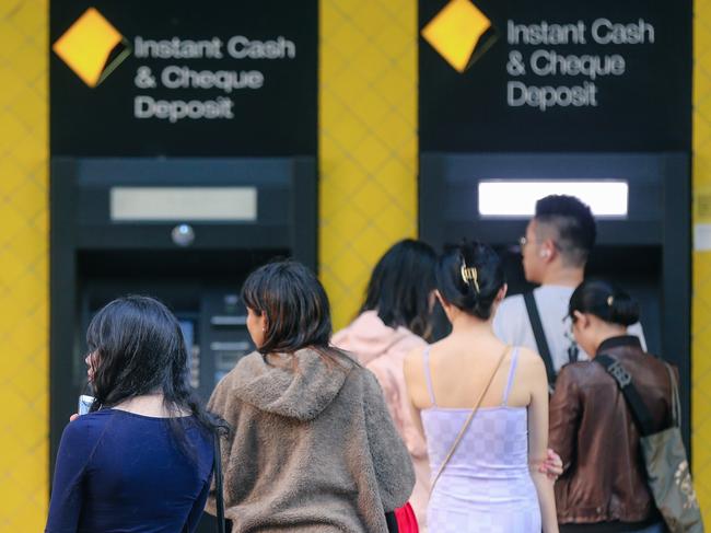 BRISBANE, AUSTRALIA NewsWire Photos JUNE 26 2023 A generic photo of the Commonwealth Bank branch in Brisbane.Picture: NCA NewsWire / Glenn Campbell