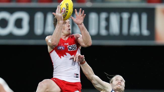 Luke Parker of the Swans attempts a screamer. Picture: Getty Images