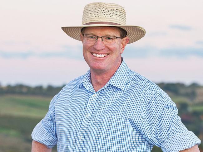 Andrew Gee is the Calare federal independent MP.