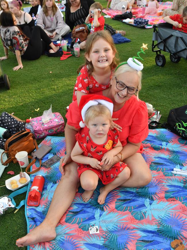 Carols by Candlelight at Riverway 2022. Deborah Mills with Billie, 6, and Frankie, 2. Picture: Evan Morgan