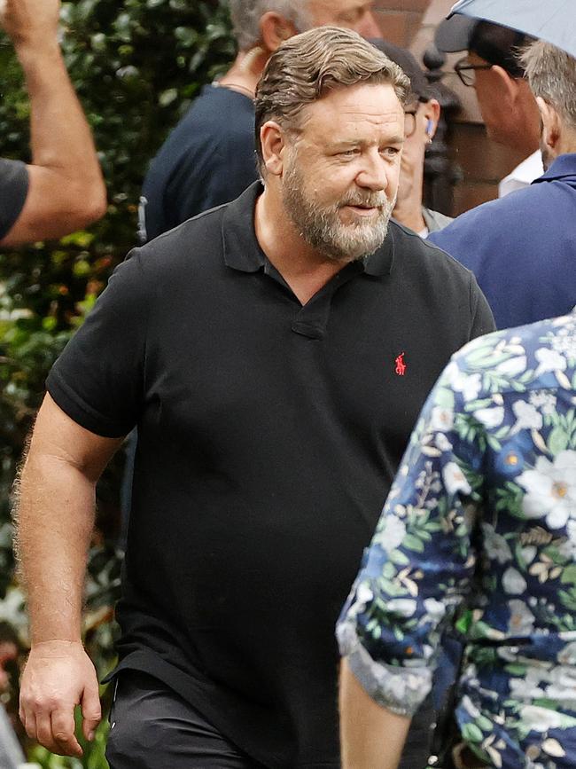 Russell Crowe is starring in and directing Poker Face …