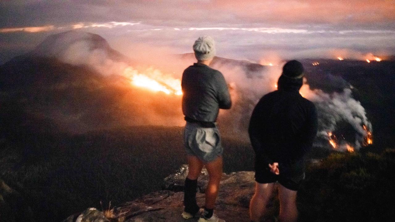 View from the summit of Mt Oakleigh showing the southern fire front on the flanks of Pelion West. The bushfire has now impacted the Overland Track in the Cradle Mountain-Lake St Clair National Park. Picture: Shaun Mittwollen