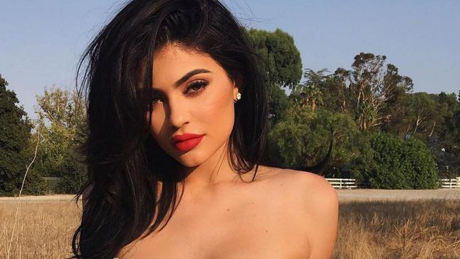 Kylie Jenner flaunts her curvy figure on Instagram