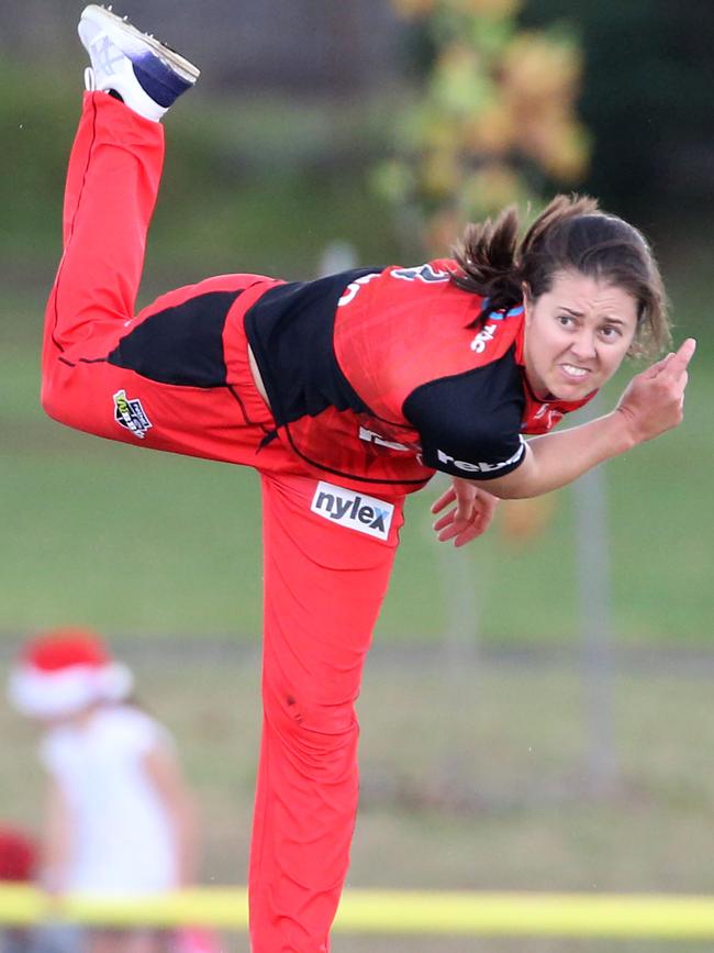 Molly Strano in action for the Melbourne Renegades. Picture: Mark Wilson