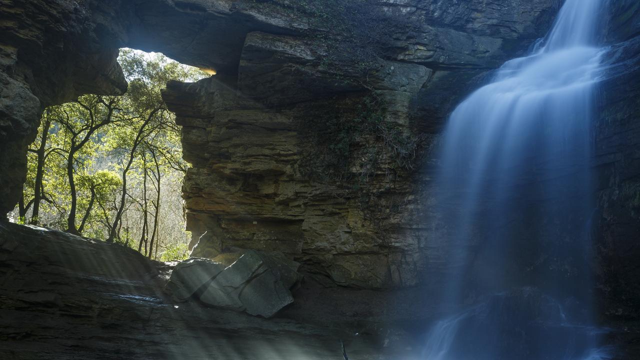 Lumix People’s Choice Award: Painted Waterfall by Eduardo Blanco Mendizabal, Spain/Wildlife Photographer of the Year 2018/Natural History Museum. When the sun beams through a hole in the rock at the foot of the La Foradada waterfall, Catalonia, Spain, it creates a beautiful pool of light. The rays appear to paint the spray of the waterfall and create a truly magical picture.