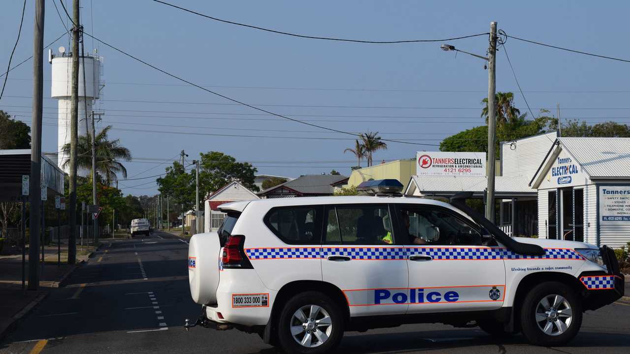 Maryborough's Adelaide Lane between Ann and Albert sts is in the middle of an alleged siege. Streets surrounding the lane have been blocked off by police. Picture: Boni Holmes