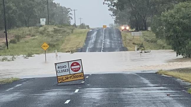 Lexa Long posted this photo of the flooded road between Dysart and Clermont on January 13. Picture: Facebook