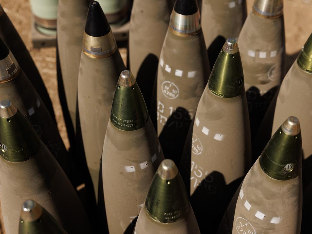Artillery pieces sit on the ground as a unit waits to fire from the Israeli side of the border towards the Gaza Strip. Picture: Getty Images