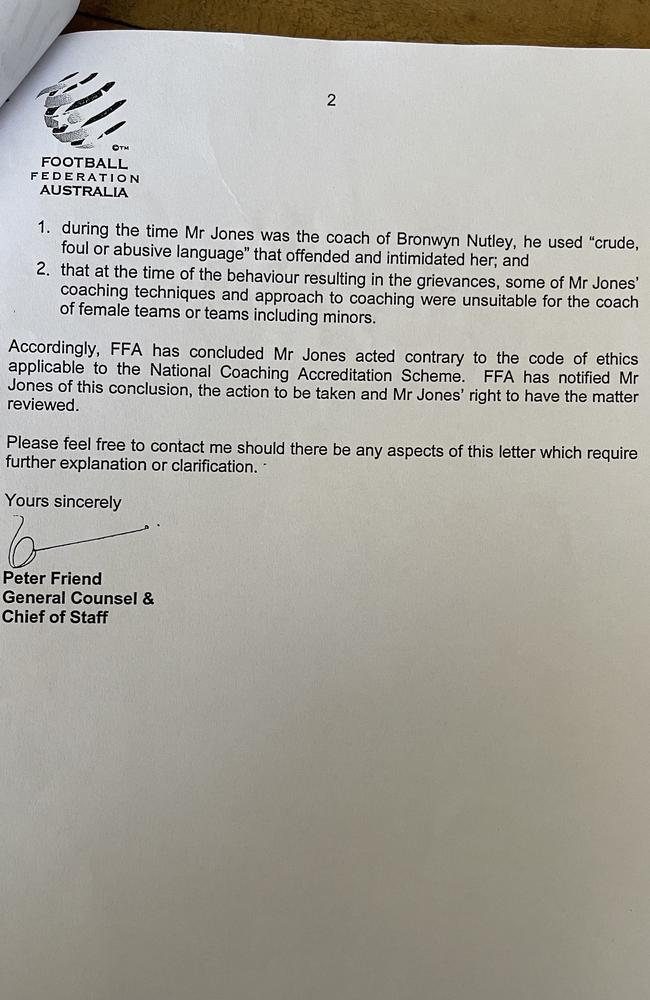 Letters of complaint and response between victims and FA