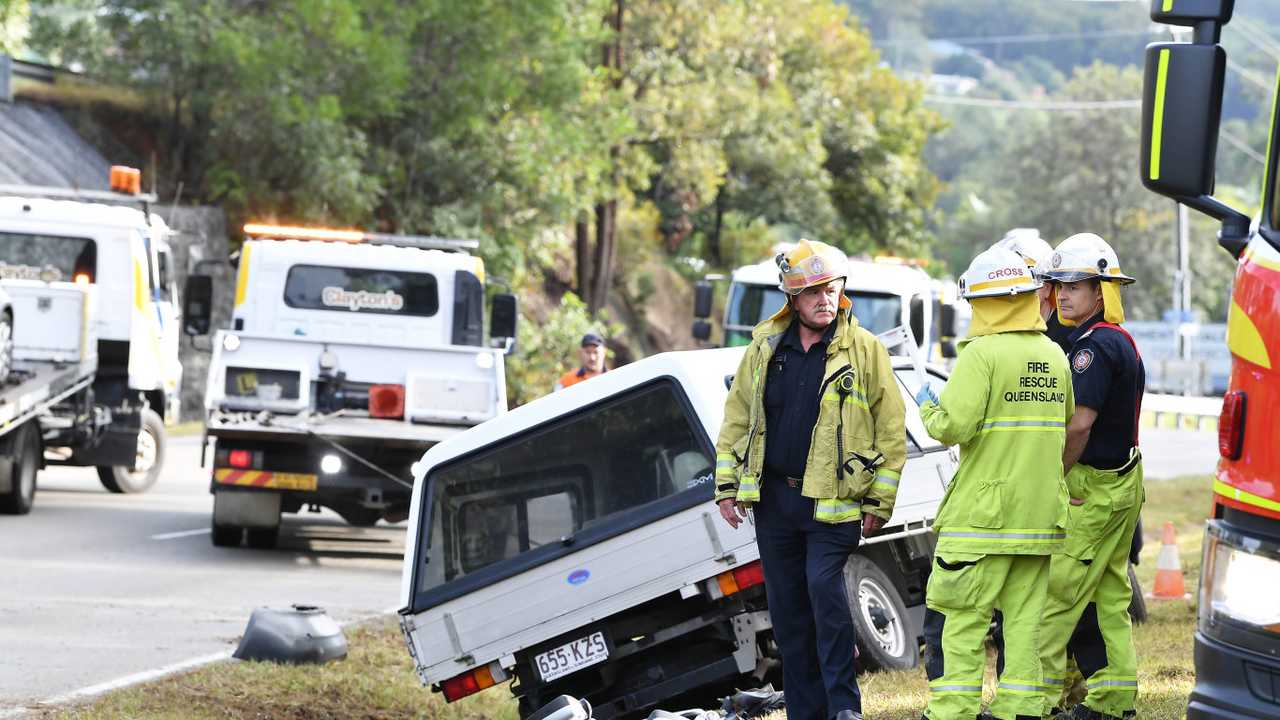 One Trapped Traffic Delayed After Three Car Crash The Courier Mail