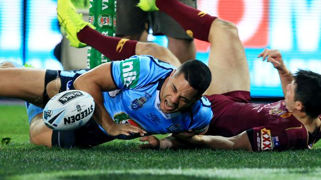 NSW's Jarryd Hayne scores a try during  NSW v QLD State of Origin 2 game at ANZ Stadium, Sydney Olympic Park. pic Mark Evans