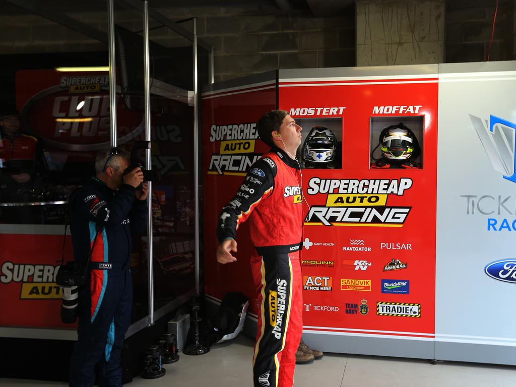 Scott McLaughlin celebrates after getting pole position after the top 10 shootout. 2019 Supercheap Auto Bathurst 1000, the pinnacle of the Virgin Australia Supercars Championship. #17 Shell V-Power Racing Scott McLaughlin/Alex Premat, Ford Mustang GT. Picture Rohan Kelly