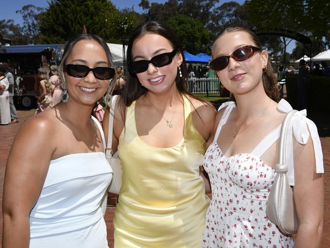 Apiam Bendigo Cup was held at Bendigo Racecourse, Bendigo, Victoria, on Wednesday, October 30th, 2024. Pictured enjoying the horse racing carnival are Tihana, Lucy and Jess. Picture: Andrew Batsch