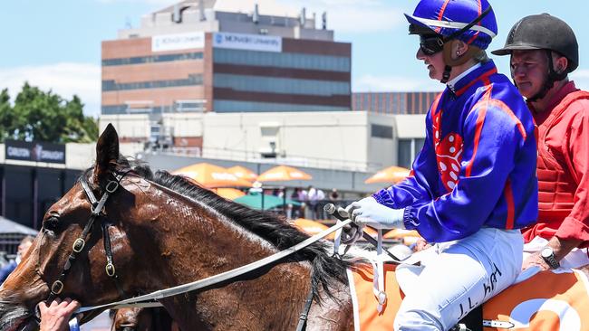 Jamie Kah returns to the mounting yard on the super impressive Ayrton.